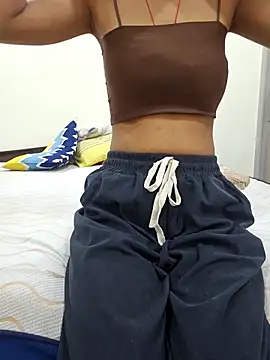 Snapshot of SchoolGirl_Sona chatting on December 4, 12:48 pm SchoolGirl Sona online show from December 4, 12:48 pm