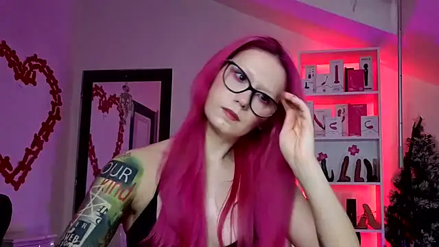 Snapshot of kulteacher chatting on November 9, 9:46 am kulteacher online show from November 9, 9:46 am