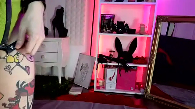 Snapshot of kulteacher chatting on January 15, 8:40 am kulteacher online show from January 15, 8:40 am