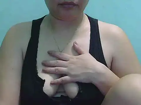 Snapshot of sexychubb101 chatting on October 18, 10:17 am sexychubb101 online show from October 18, 10:17 am