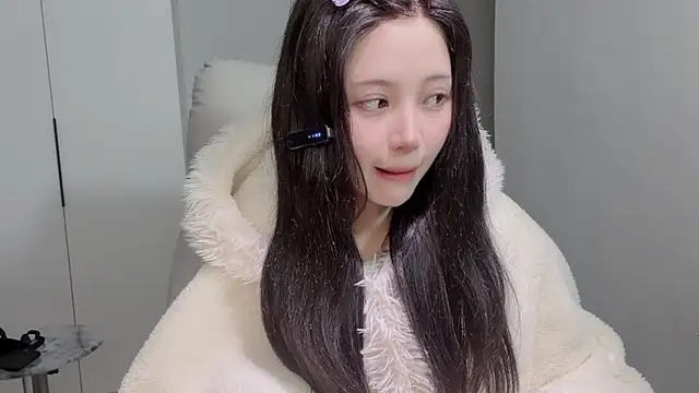 Amy-i online show from March 7, 3:39 pm