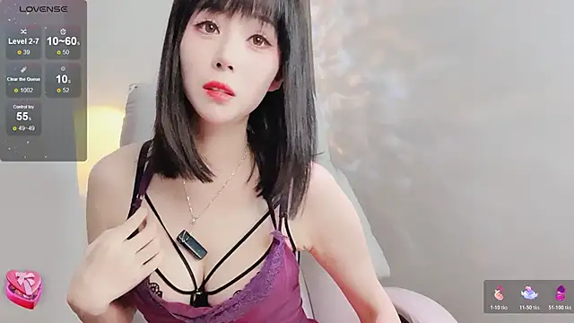 Amy-i online show from November 26, 11:10 am