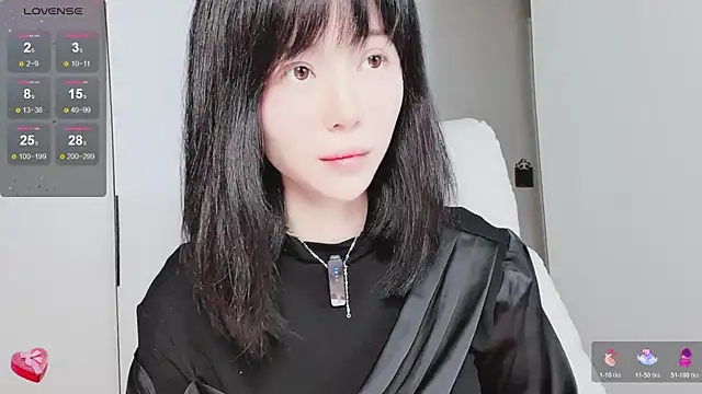 Amy-i online show from January 11, 2:46 pm