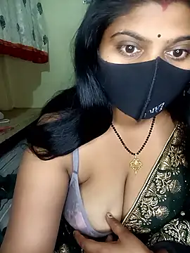 reena502 online show from February 18, 11:45 pm