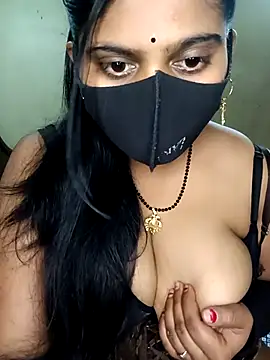 reena502 online show from April 18, 4:59 am