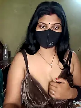 Snapshot of reena502 chatting on May 9, 12:47 am reena502 online show from May 9, 12:47 am