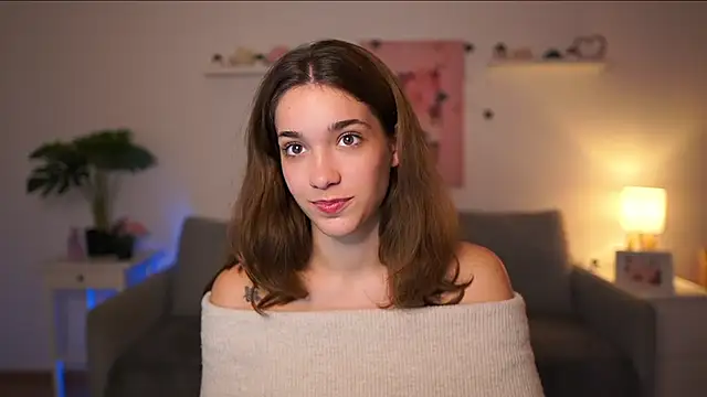 Snapshot of kissie_cat chatting on October 2, 1:14 pm kissie cat online show from October 2, 1:14 pm