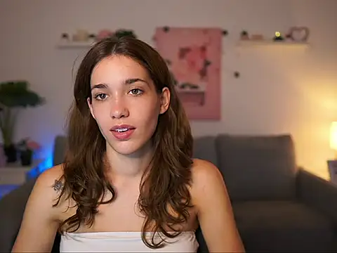 Snapshot of kissie_cat chatting on September 12, 1:22 pm kissie cat online show from September 12, 1:22 pm