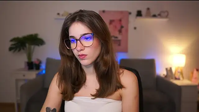 kissie cat online show from February 2, 2:16 pm