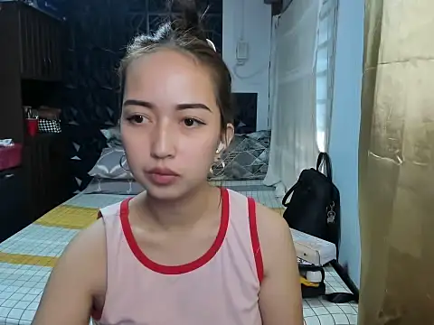 Snapshot of Soft_Angel8 chatting on January 6, 6:06 am Soft Angel8 online show from January 6, 6:06 am