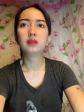 Snapshot of Soft_Angel8 chatting on June 19, 11:38 am Soft Angel8 online show from June 19, 11:38 am