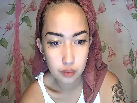 Snapshot of Soft_Angel8 chatting on June 26, 4:07 am Soft Angel8 online show from June 26, 4:07 am