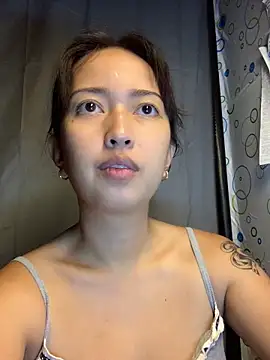 Snapshot of Soft_Angel8 chatting on May 18, 6:51 am Soft Angel8 online show from May 18, 6:51 am