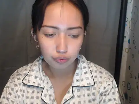 Snapshot of Soft_Angel8 chatting on May 20, 5:59 am Soft Angel8 online show from May 20, 5:59 am