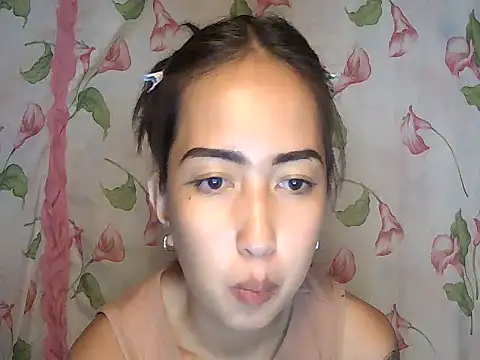 Snapshot of Soft_Angel8 chatting on June 30, 5:24 pm Soft Angel8 online show from June 30, 5:24 pm