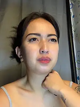 Snapshot of Soft_Angel8 chatting on May 10, 4:42 pm Soft Angel8 online show from May 10, 4:42 pm