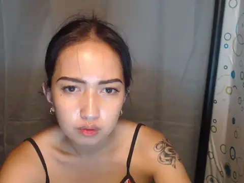 Snapshot of Soft_Angel8 chatting on May 22, 6:06 pm Soft Angel8 online show from May 22, 6:06 pm