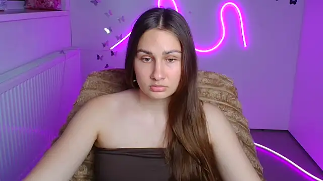 Snapshot of Stefanie_Sweet chatting on May 22, 11:19 am Stefanie Sweet online show from May 22, 11:19 am