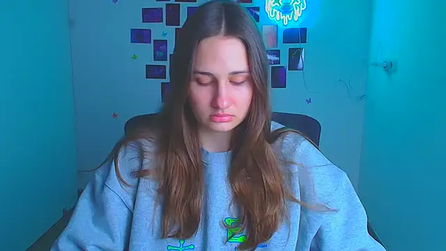 Stefanie Sweet online show from April 3, 5:14 am