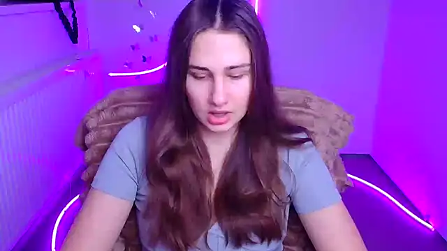 Stefanie Sweet online show from February 7, 6:32 am