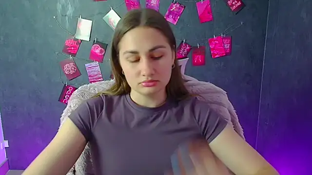 Snapshot of Stefanie_Sweet chatting on May 20, 5:37 am Stefanie Sweet online show from May 20, 5:37 am