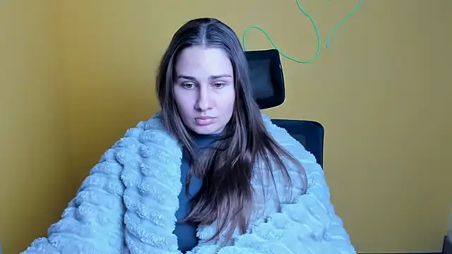 Stefanie Sweet online show from November 18, 7:00 am