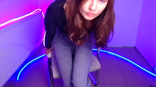 Stefanie Sweet online show from October 26, 6:25 am