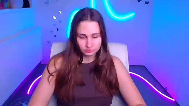 Stefanie Sweet online show from December 3, 6:36 am