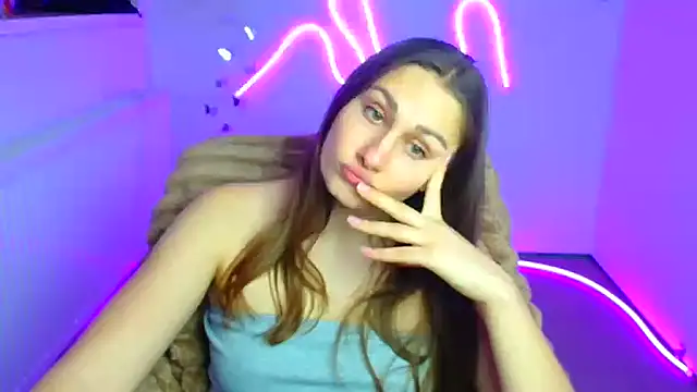 Stefanie Sweet online show from April 9, 11:49 am