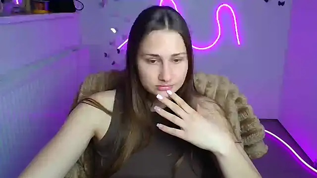 Snapshot of Stefanie_Sweet chatting on May 7, 5:33 am Stefanie Sweet online show from May 7, 5:33 am