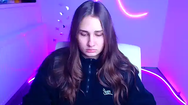 Stefanie Sweet online show from December 20, 6:27 am