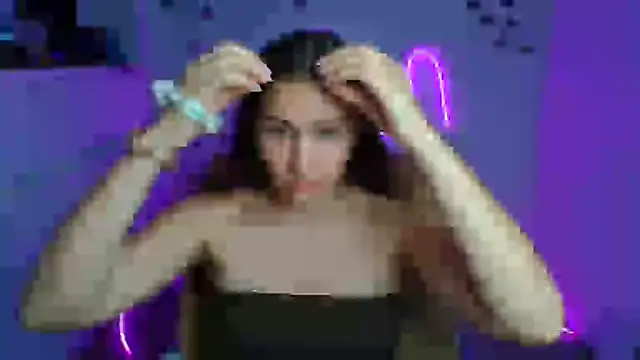Stefanie Sweet online show from June 26, 11:38 am