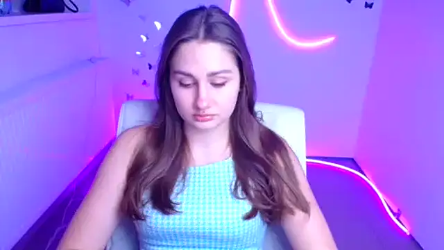 Stefanie Sweet online show from December 18, 12:31 pm