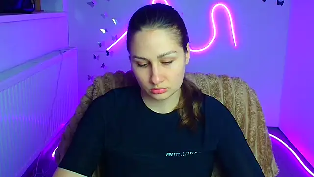 Stefanie Sweet online show from April 17, 5:54 am