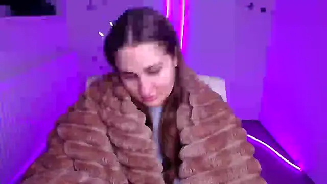 Stefanie Sweet online show from February 6, 6:42 am