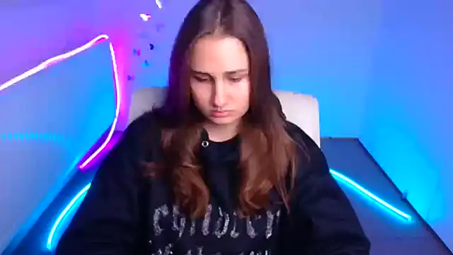 Stefanie Sweet online show from October 24, 5:28 am