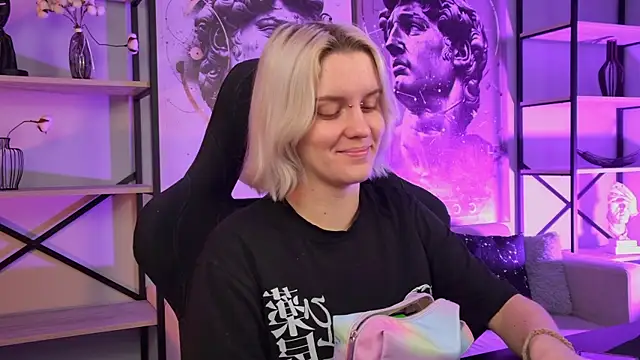 BethanyCloud online show from January 15, 5:33 am