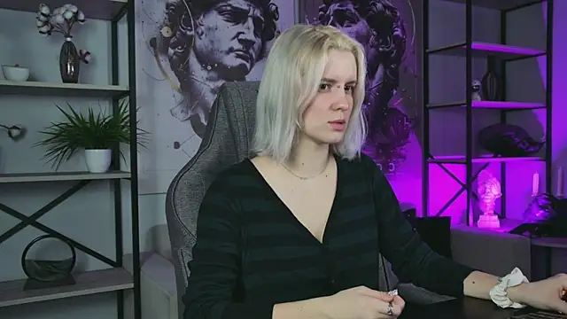 BethanyCloud online show from April 2, 5:14 am