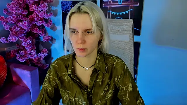 BethanyCloud online show from December 18, 5:45 am