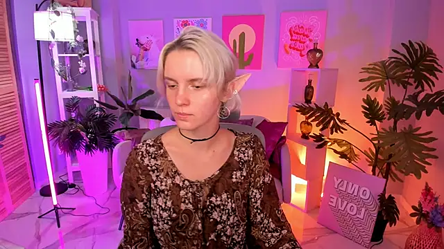 BethanyCloud online show from October 3, 2:26 am