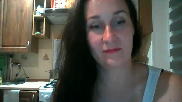 Amandda  online show from September 18, 6:55 pm