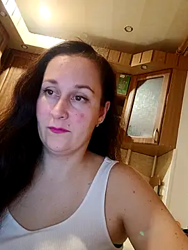 Amandda  online show from October 9, 6:08 pm