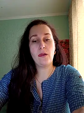 Amandda  online show from February 8, 9:18 am