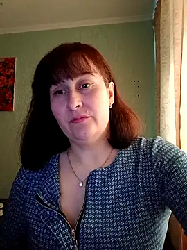 Amandda  online show from April 27, 4:05 pm