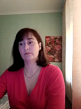 Amandda  online show from May 8, 5:55 am