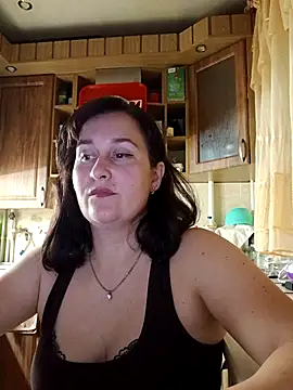 Amandda  online show from July 5, 7:43 pm
