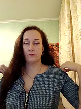 Amandda  online show from February 15, 3:55 pm