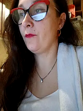 Amandda  online show from October 21, 6:40 pm