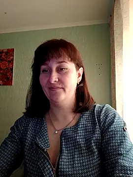 Amandda  online show from April 13, 6:50 am