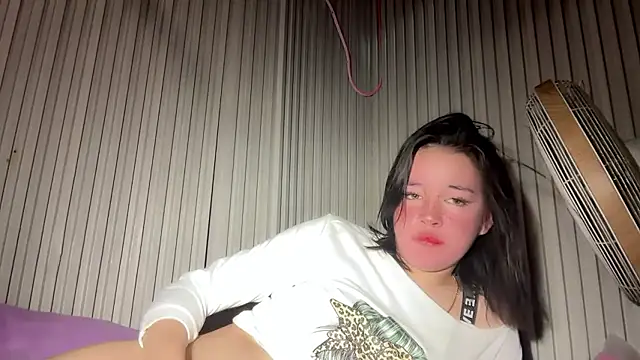 cummingstar25 online show from January 14, 11:14 am